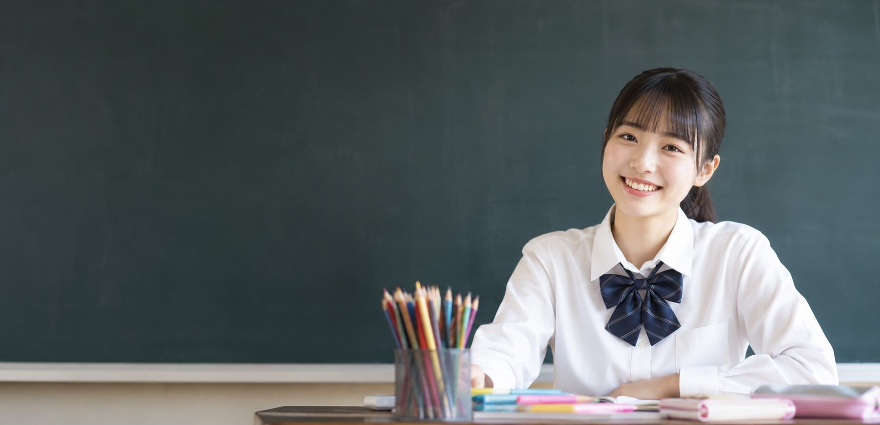プロ家庭教師のウェルズ 創業50年 一人でがんばらせない学びのパートナー