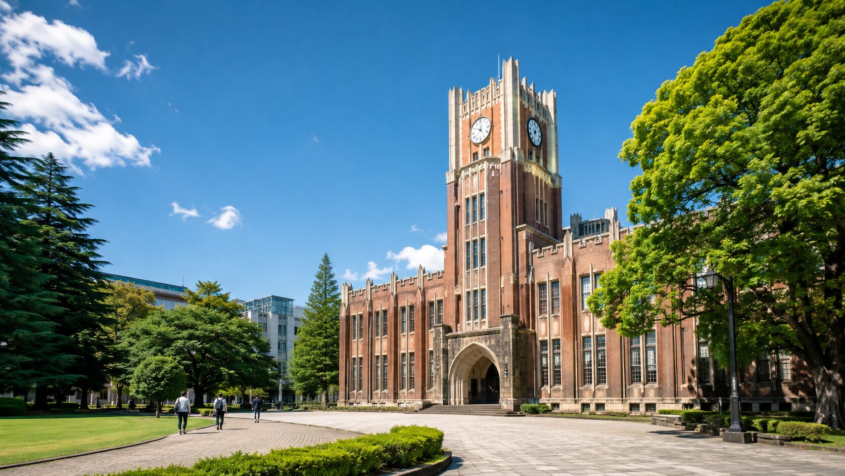 難関大学のキャンパスのイメージ（時計台のある大学）